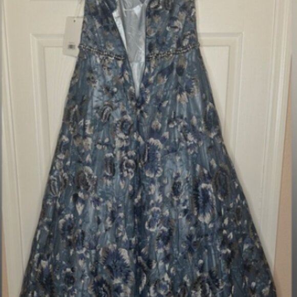 MAC DUGGAL NWT Blue Embellished Cap Sleeve High Neck Ballgown 10 Style # 79325 - Picture 10 of 16